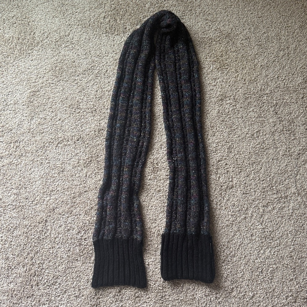 Ladies Columbia Winter Pocket Scarf Rainbow Knit Dark Multicolor Button Closure